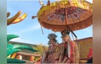 去河南的年轻人，花80元在中式乐园玩疯了